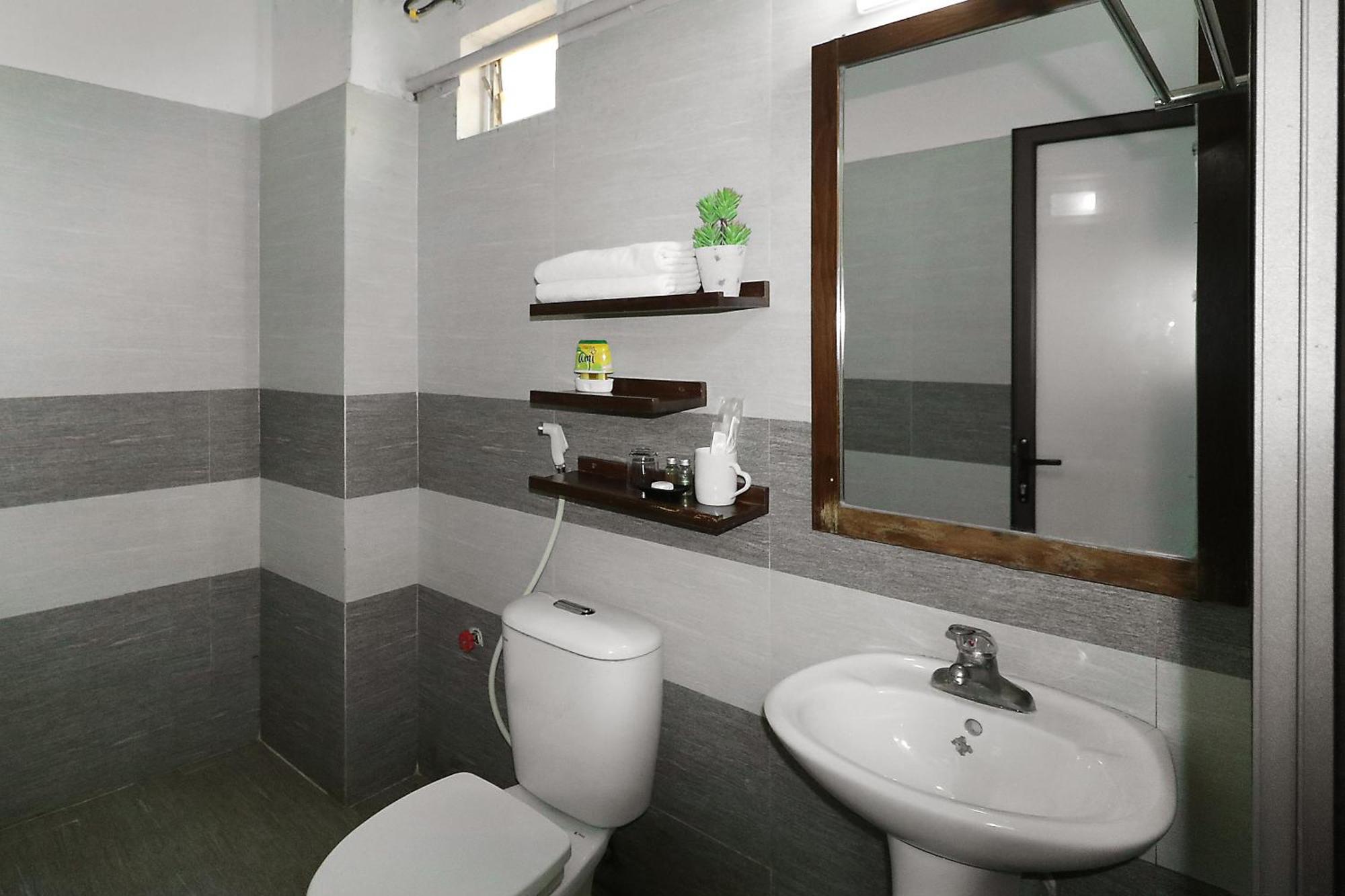 Istay Hotel Apartment 1 Hanoi Exteriör bild